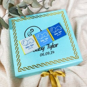 Sert Kutulu Erkek Bebek Çikolata Kutusu