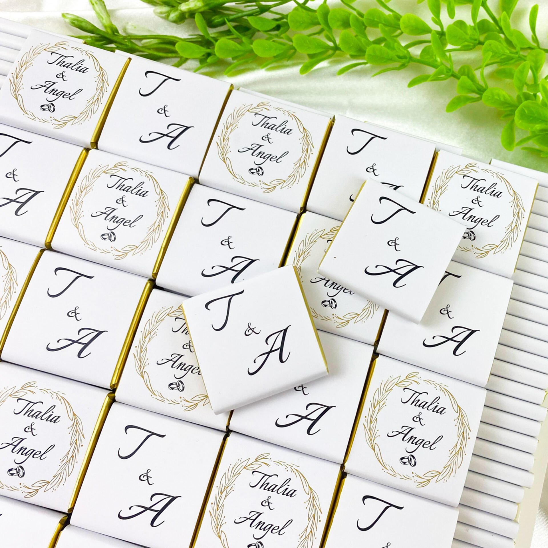 Kağıt Sargılı İsteme Çikolatası