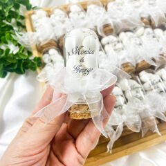 Cam Tüplü Badem Şekeri